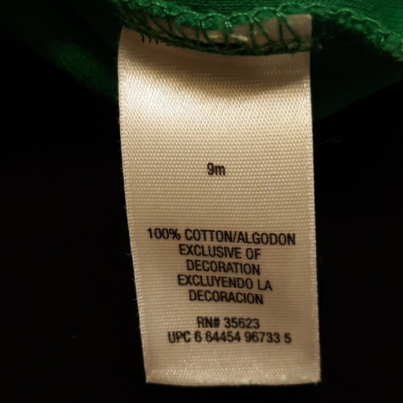 #658 Carter's onsie. Size:9 months - Picture 4 of 5